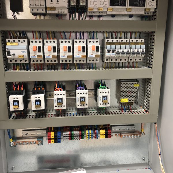 تابلو برق استخری