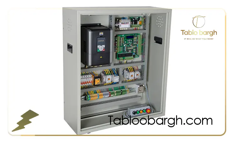 آشنایی با انواع تابلو فرمان و کاربردهای آن