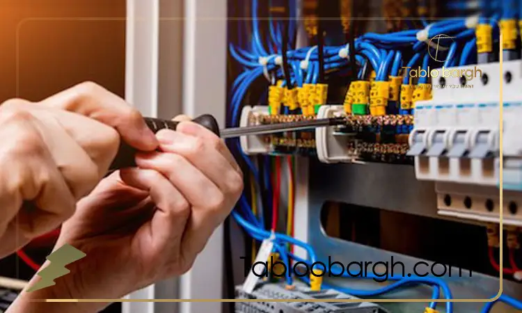 نشانه‌ خرابی تابلو برق سردخانه