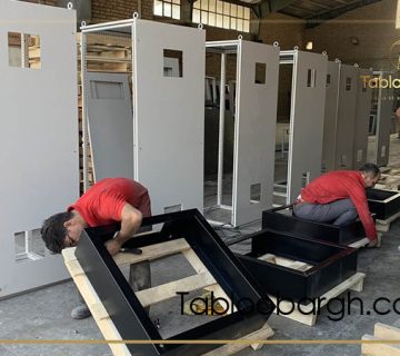 مراحل ساخت تابلو برق در کارخانه