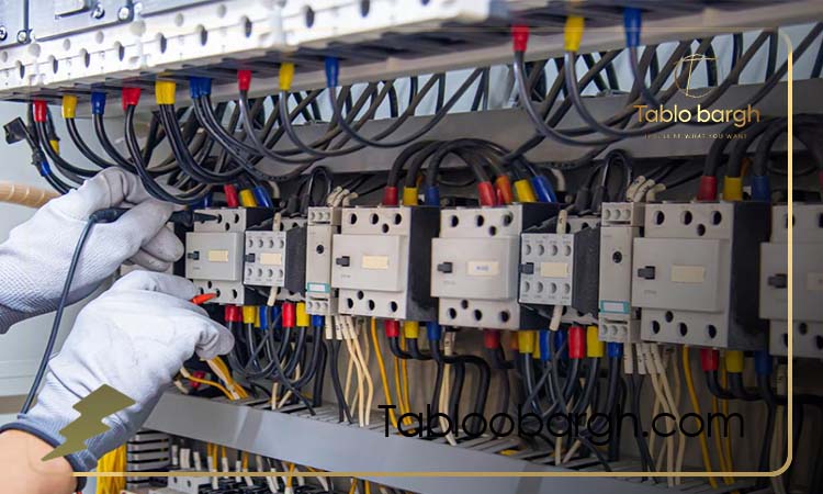 چرا تابلو برق صدا می‌ دهد
